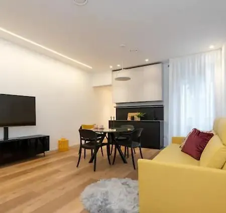 Siciliaholic Modern House * Katania